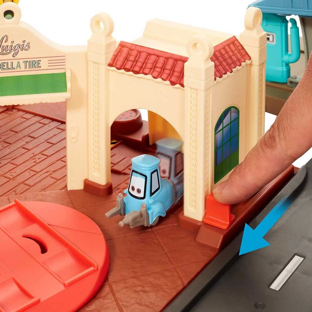 Cars Disney On The Road Radiador Springs - Imagen 4